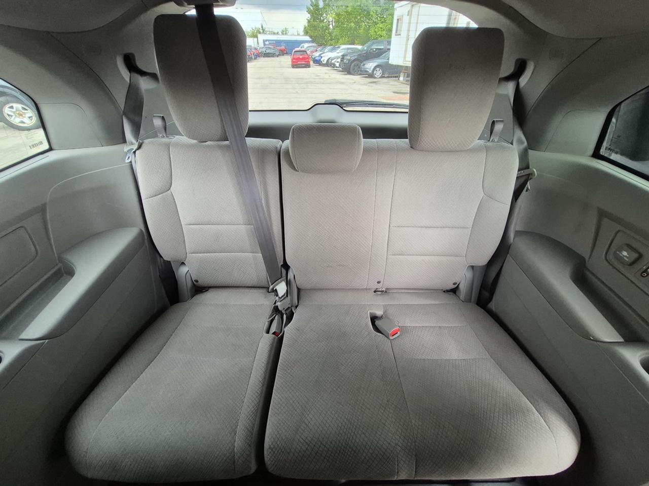 2016 Honda Odyssey EX Photo