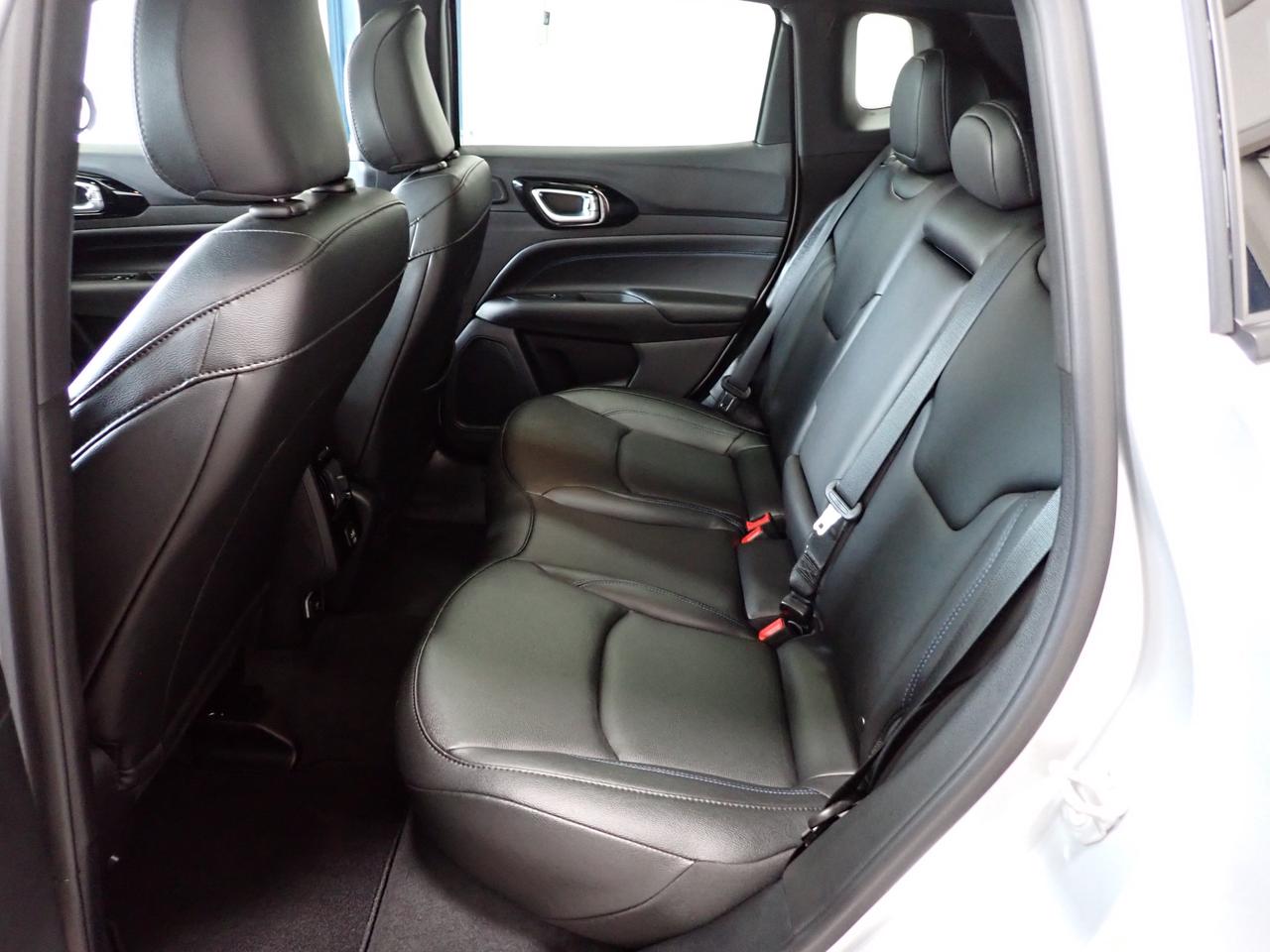 2026 Jeep Compass Limited 4X4 LEATHER NAVI SUNROOF Photo