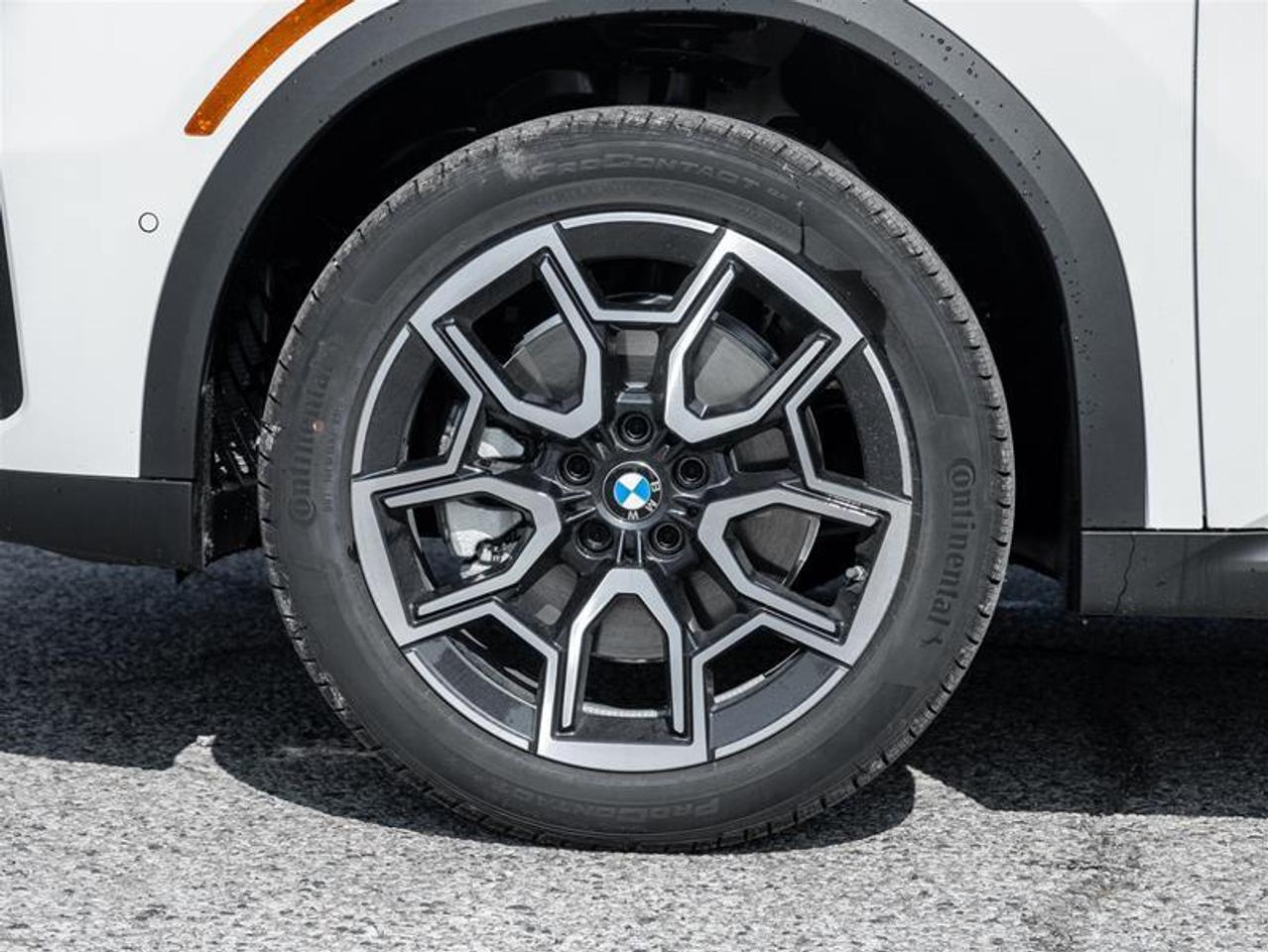 2027 BMW X2 xDrive28i 4dr All-Wheel Drive Sports Activity Coupe Photo