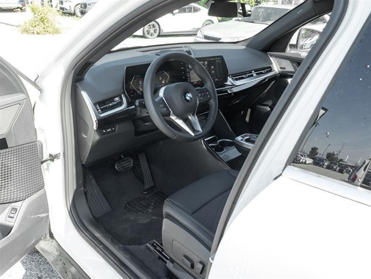 2027 BMW X2 xDrive28i 4dr All-Wheel Drive Sports Activity Coupe Photo