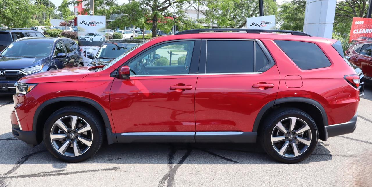 2025 Honda Pilot Touring 4dr All-Wheel Drive Photo5