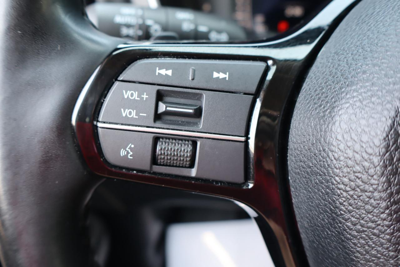 2025 Honda Pilot Touring 4dr All-Wheel Drive Photo