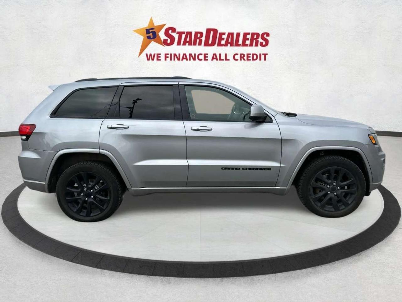 2019 Jeep Grand Cherokee Altitude Photo