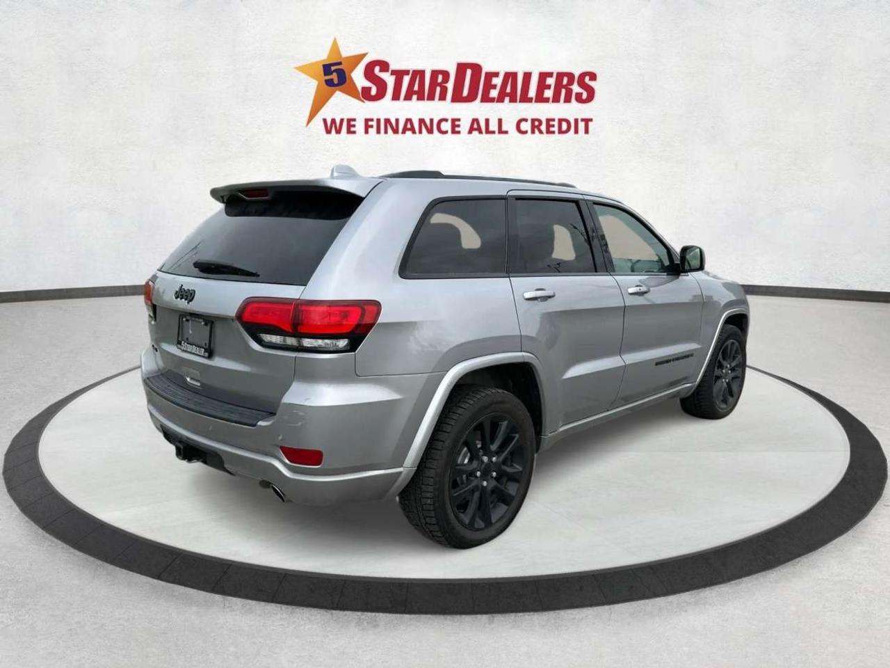 2019 Jeep Grand Cherokee Altitude Photo