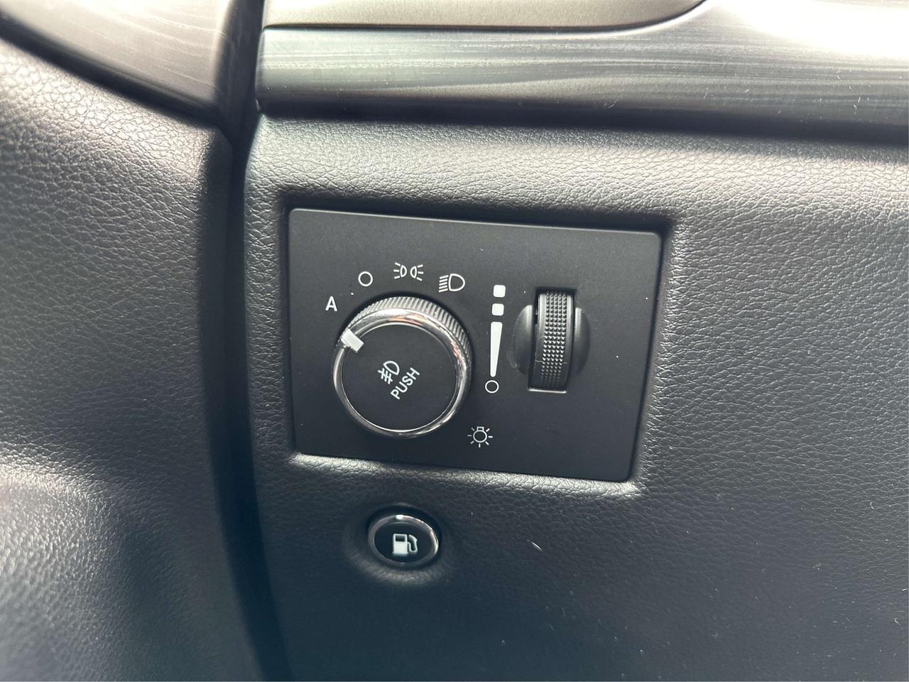 2019 Jeep Grand Cherokee Altitude Photo