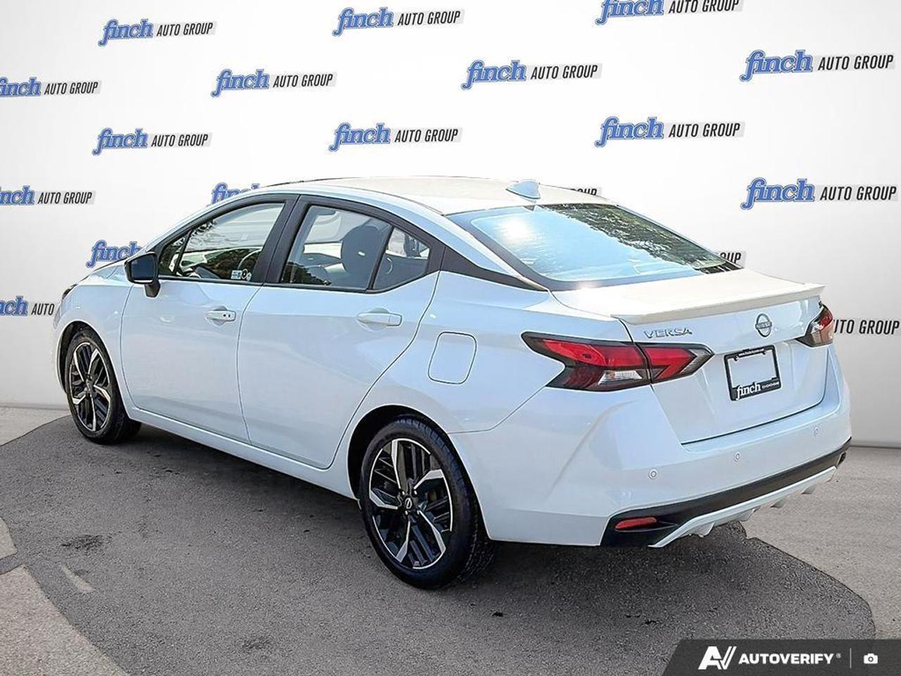 2023 Nissan Versa SR 4DR SEDAN Photo3