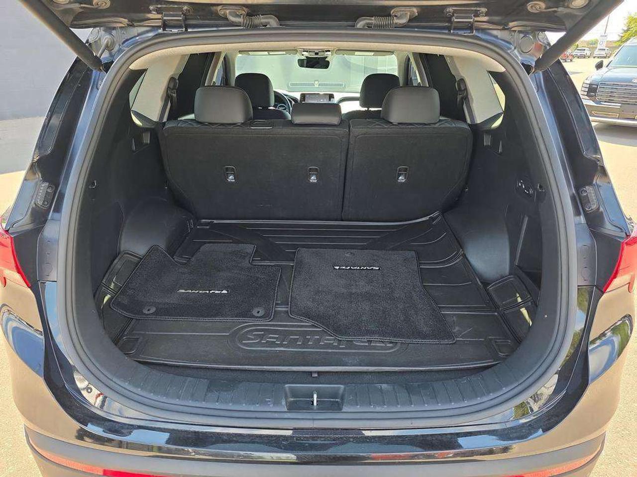 2022 Hyundai Santa Fe Luxury   NO ACCIDENTS 1 OWNER EV 50KM 7.1L/100KM Photo