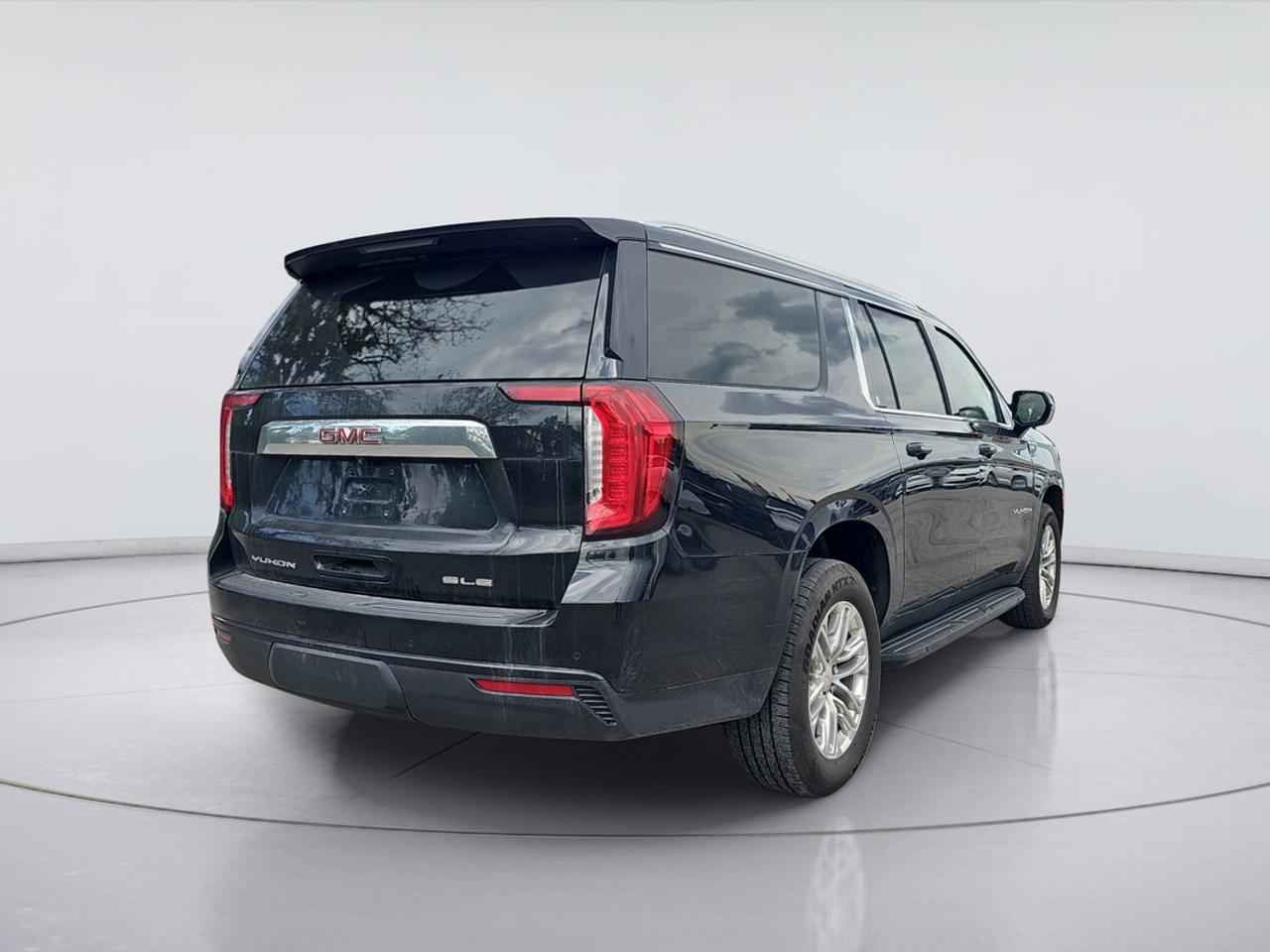2024 GMC Yukon SLE XL 5.3L V8 Photo