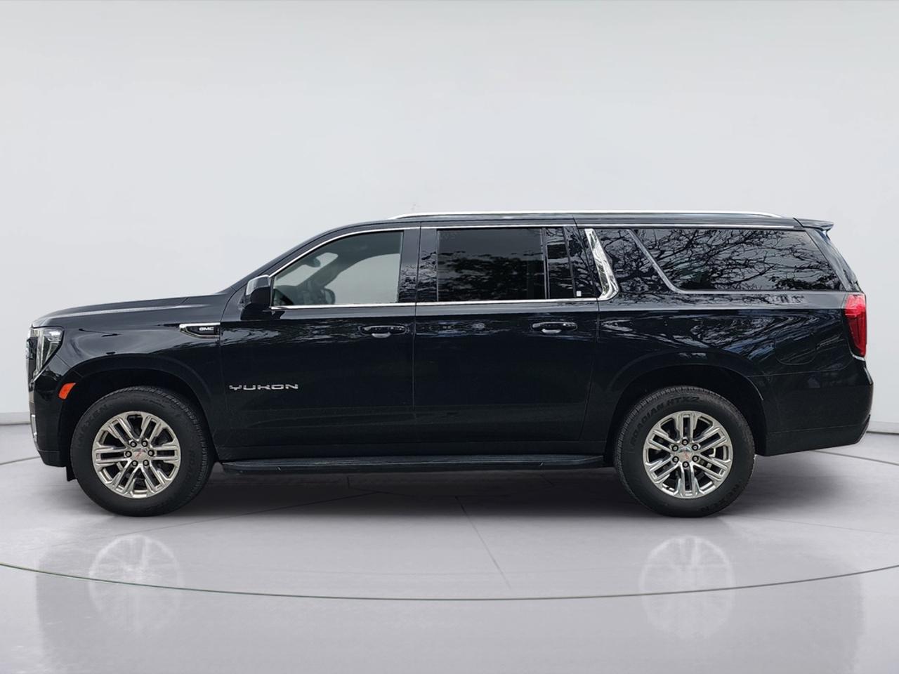 2024 GMC Yukon SLE XL 5.3L V8 Photo1