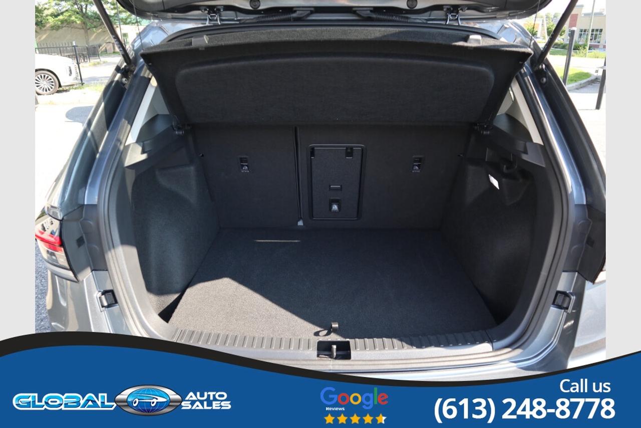 2026 Volkswagen Taos SEL Photo