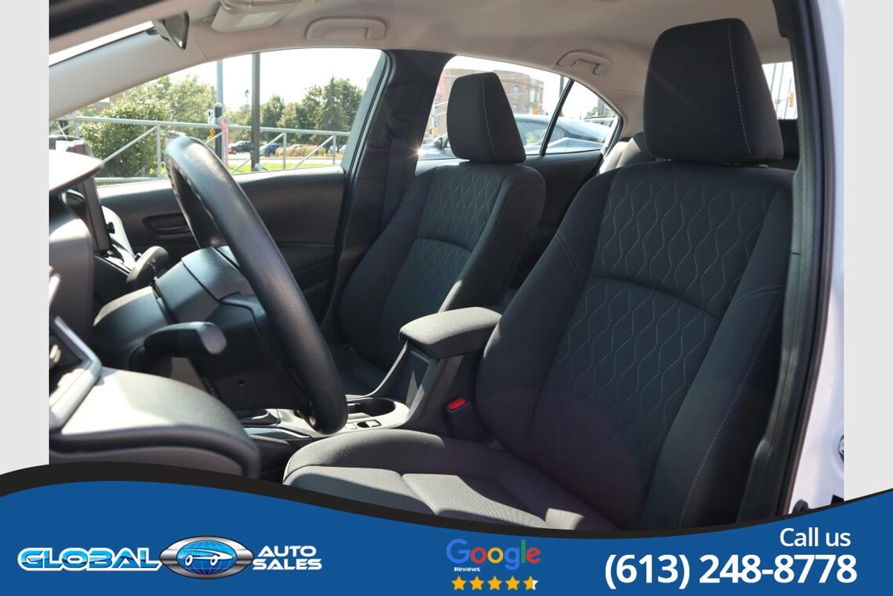 2025 Toyota Corolla LE Photo