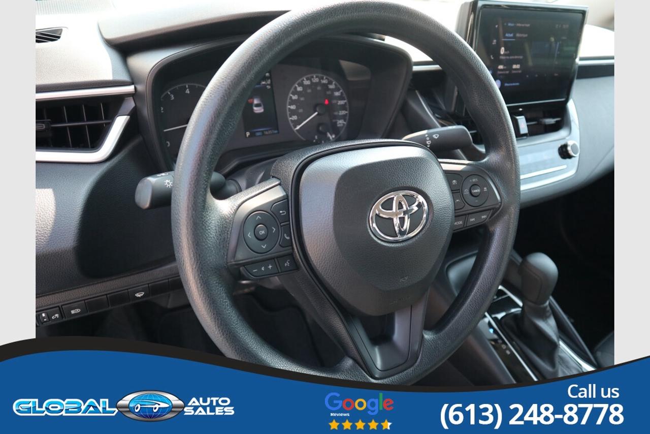 2025 Toyota Corolla LE Photo