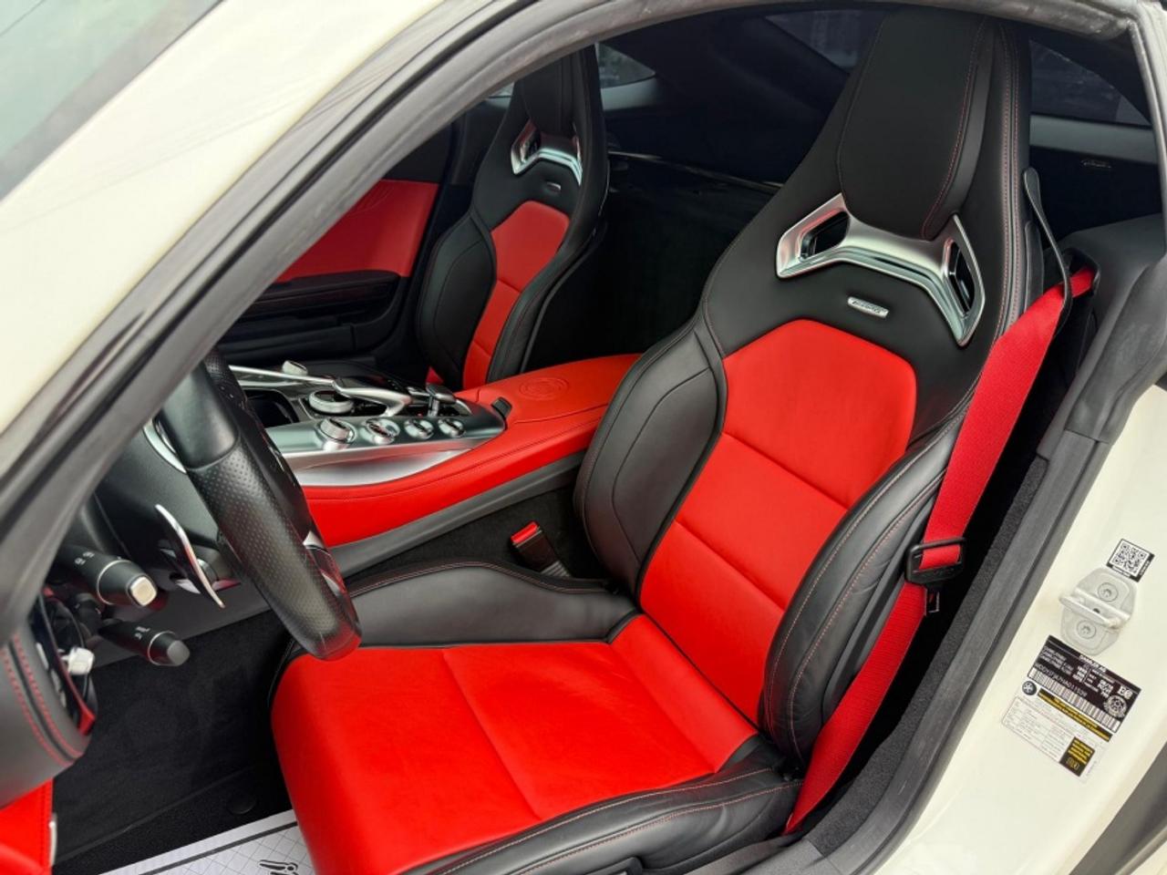 2017 Mercedes-Benz AMG GT S Photo