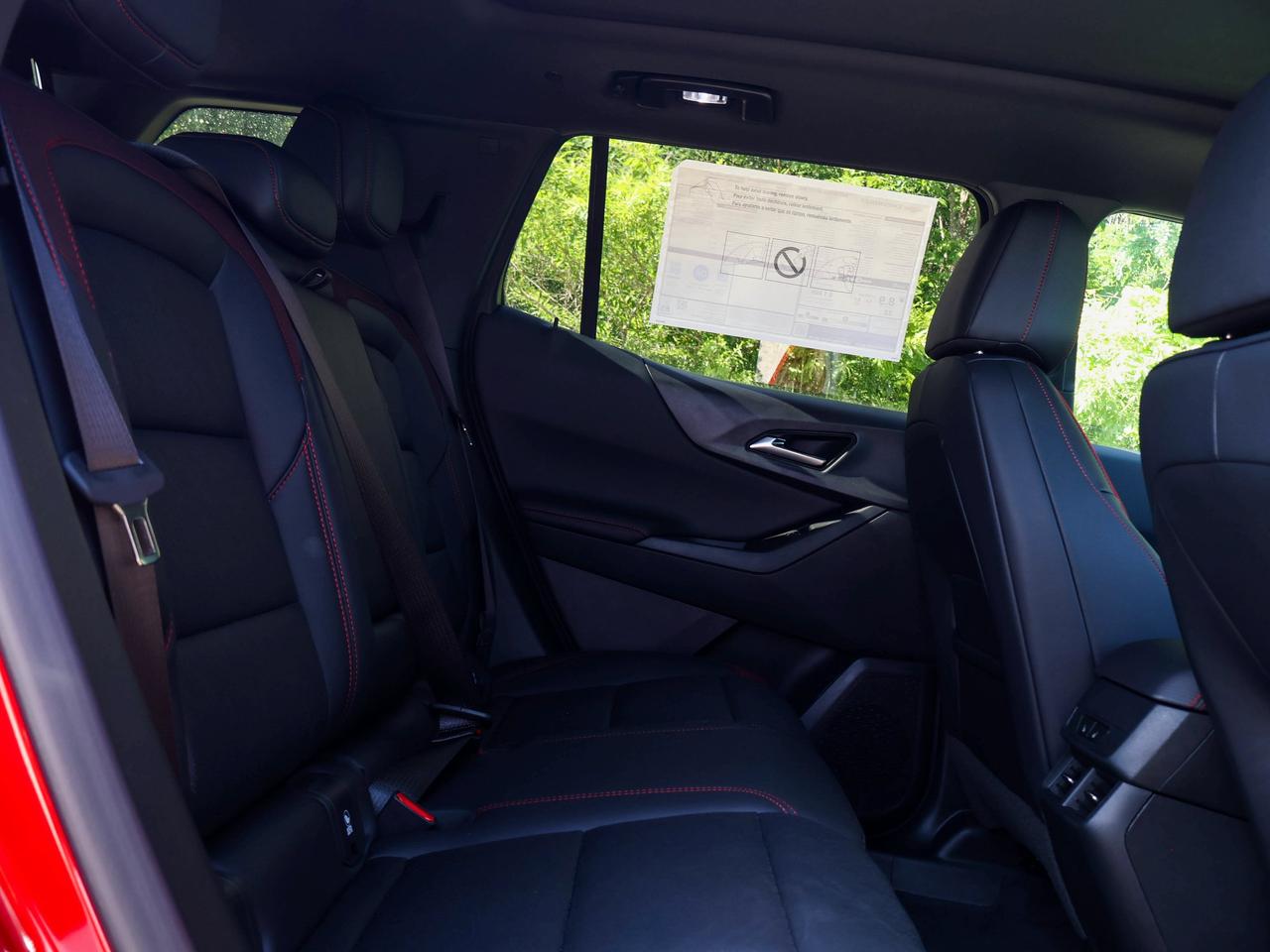 2027 Chevrolet Equinox AWD RS Photo