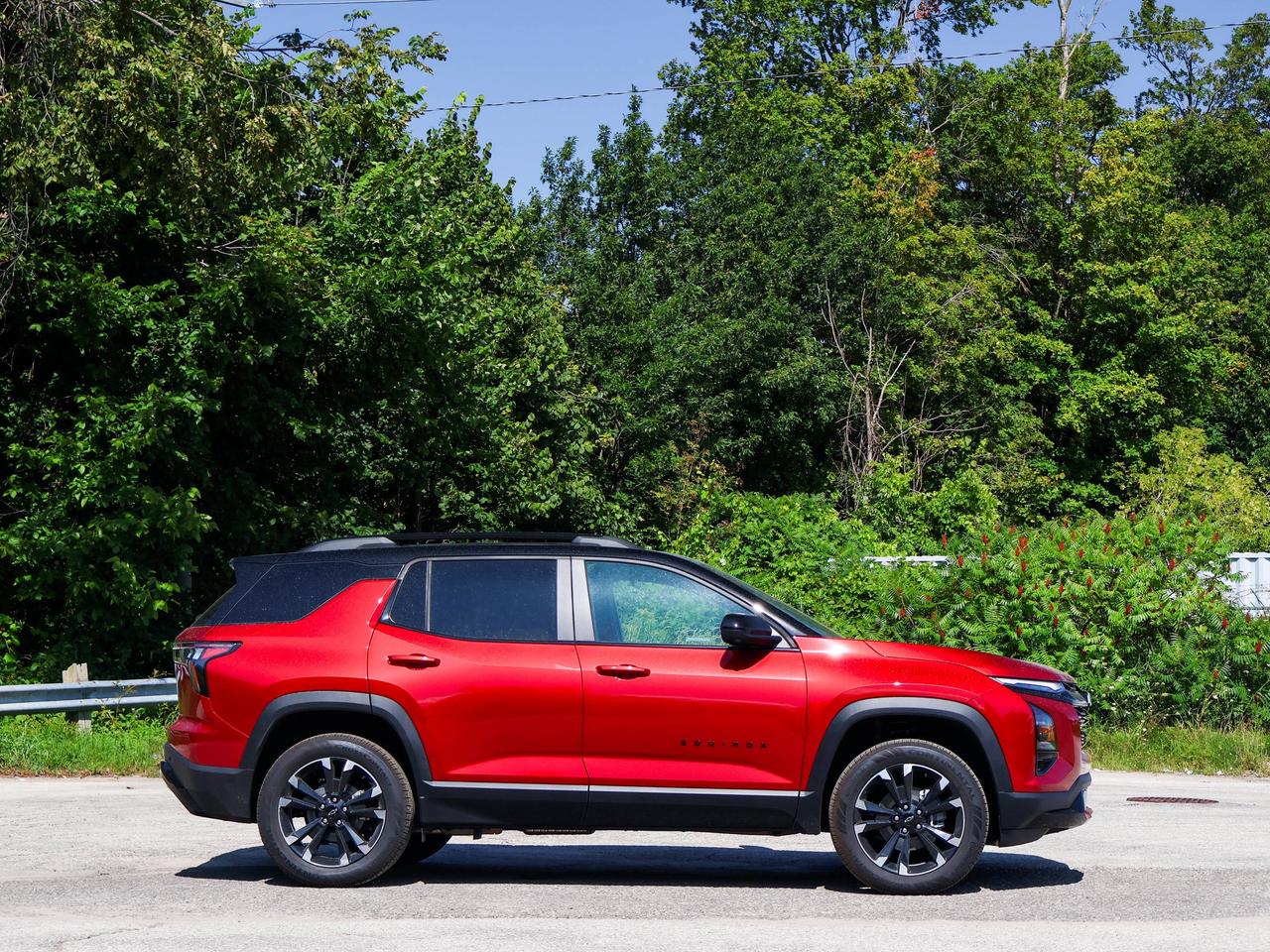 2027 Chevrolet Equinox AWD RS Photo