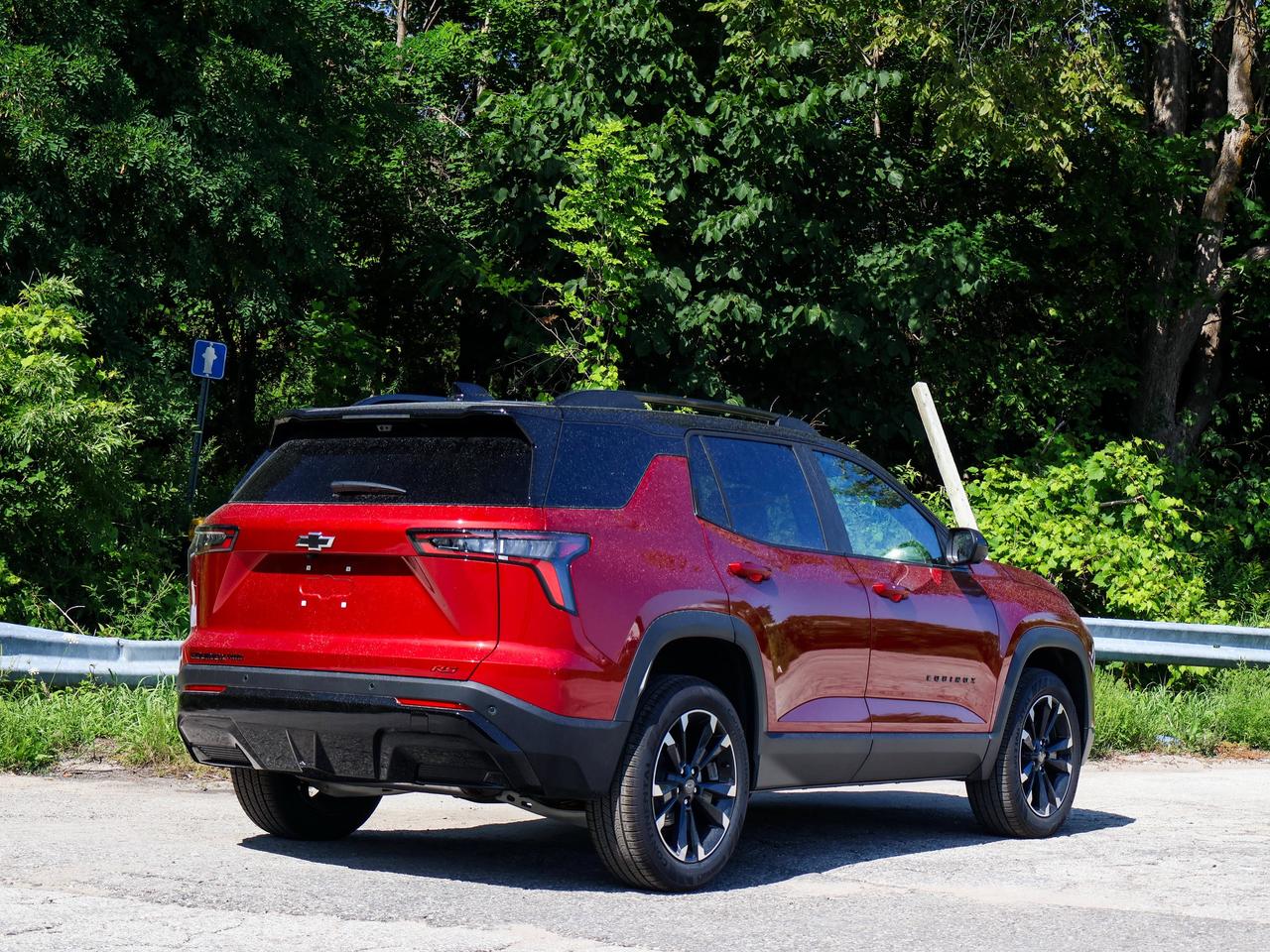 2027 Chevrolet Equinox AWD RS Photo