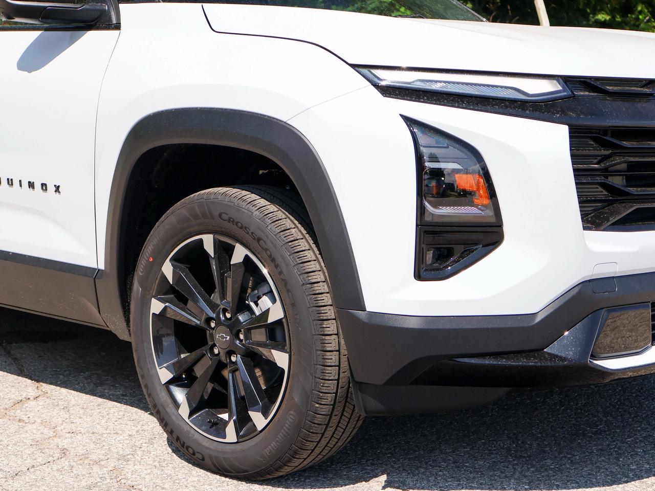 2027 Chevrolet Equinox AWD RS Photo
