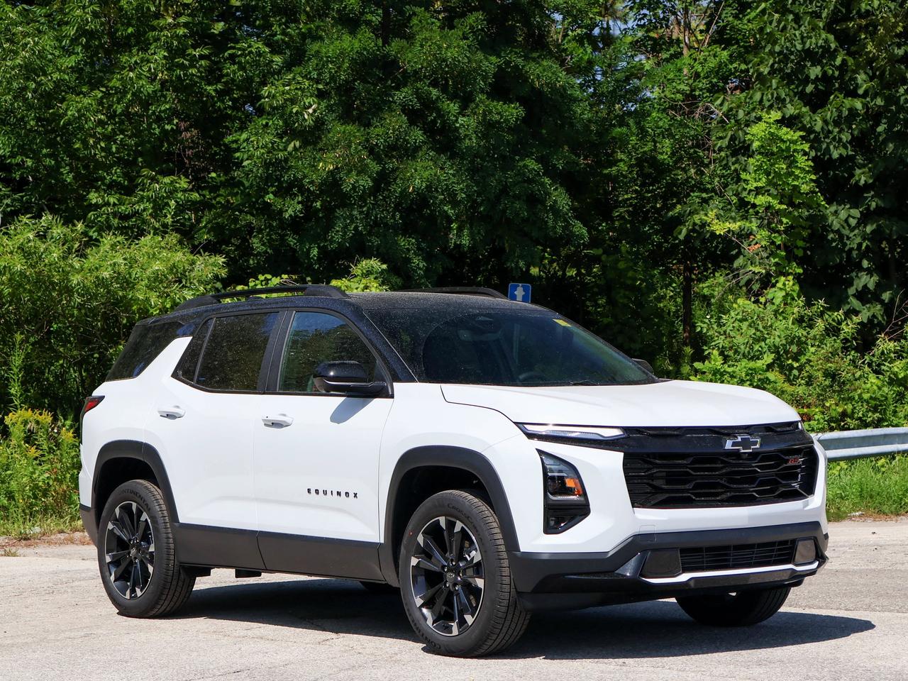 2027 Chevrolet Equinox AWD RS Photo