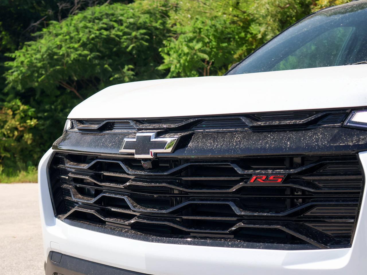 2027 Chevrolet Equinox AWD RS Photo