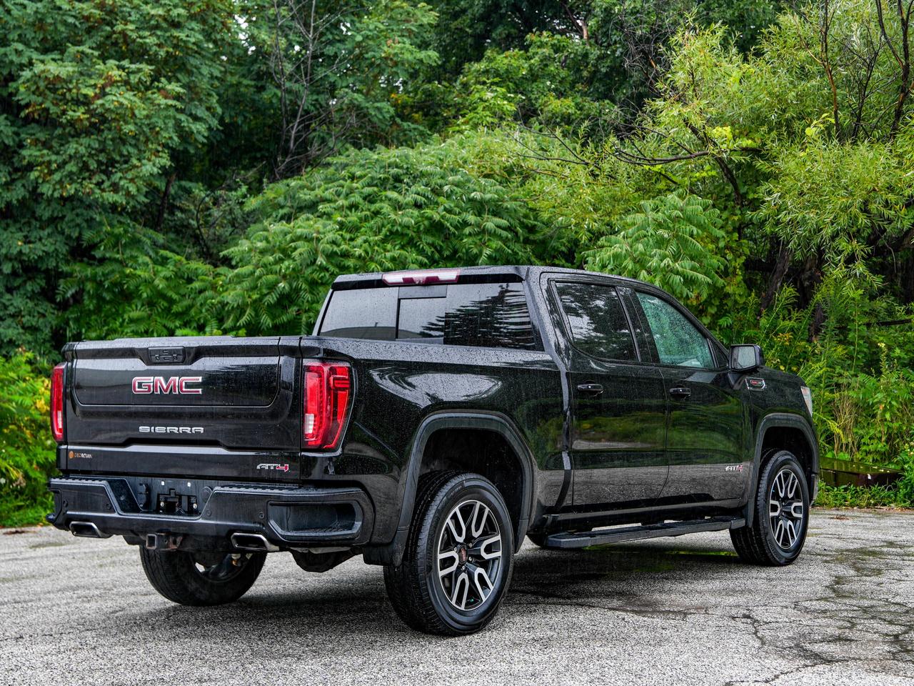 2020 GMC Sierra 1500 AT4 Photo