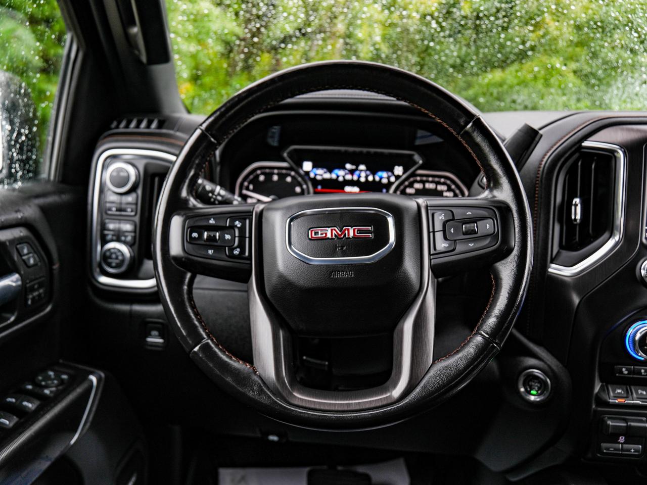 2020 GMC Sierra 1500 AT4 Photo