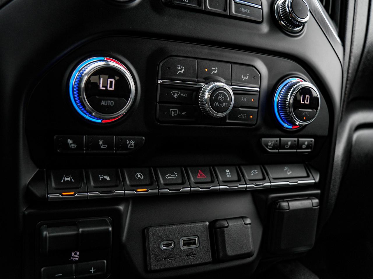 2020 GMC Sierra 1500 AT4 Photo