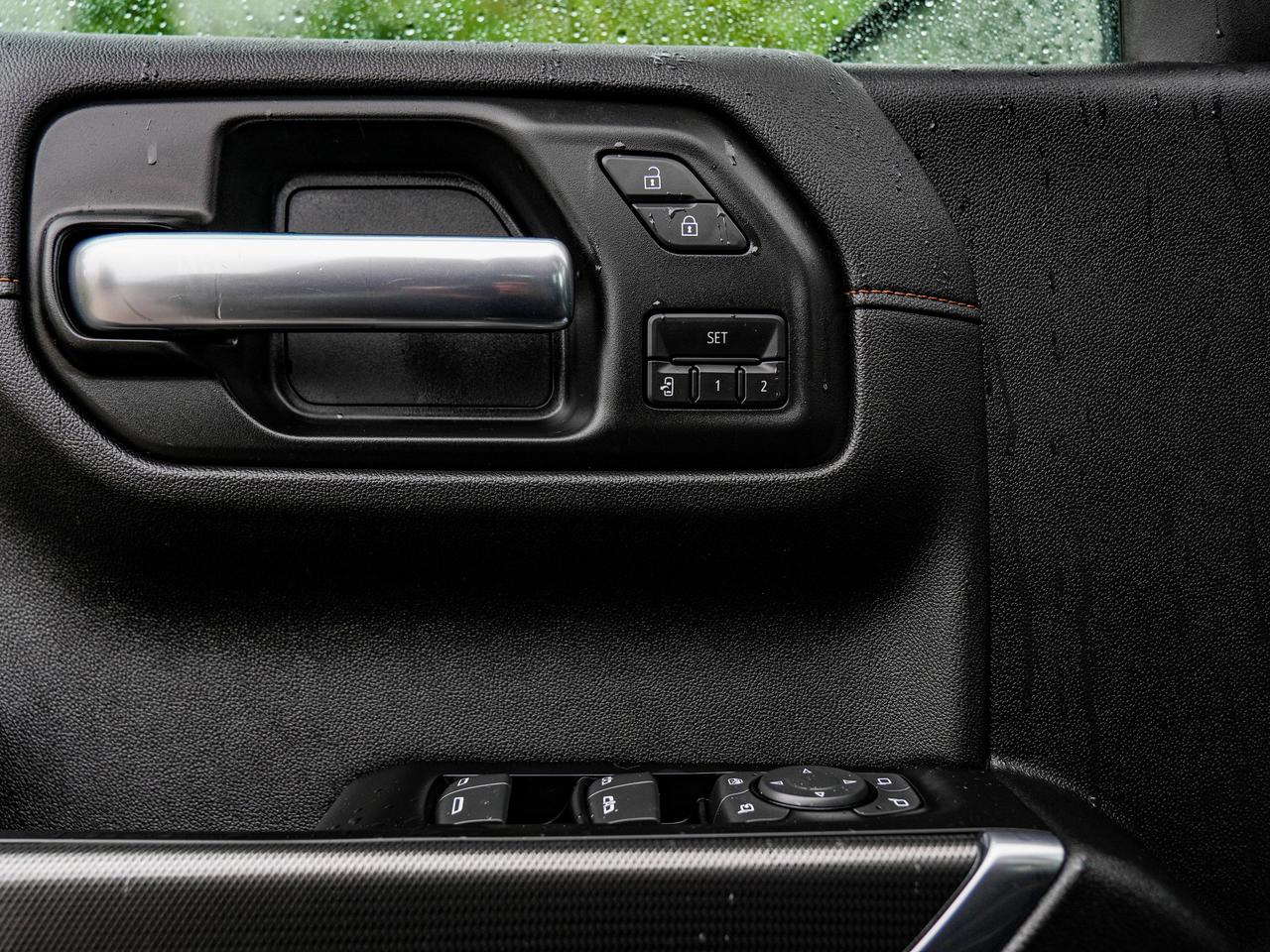 2020 GMC Sierra 1500 AT4 Photo
