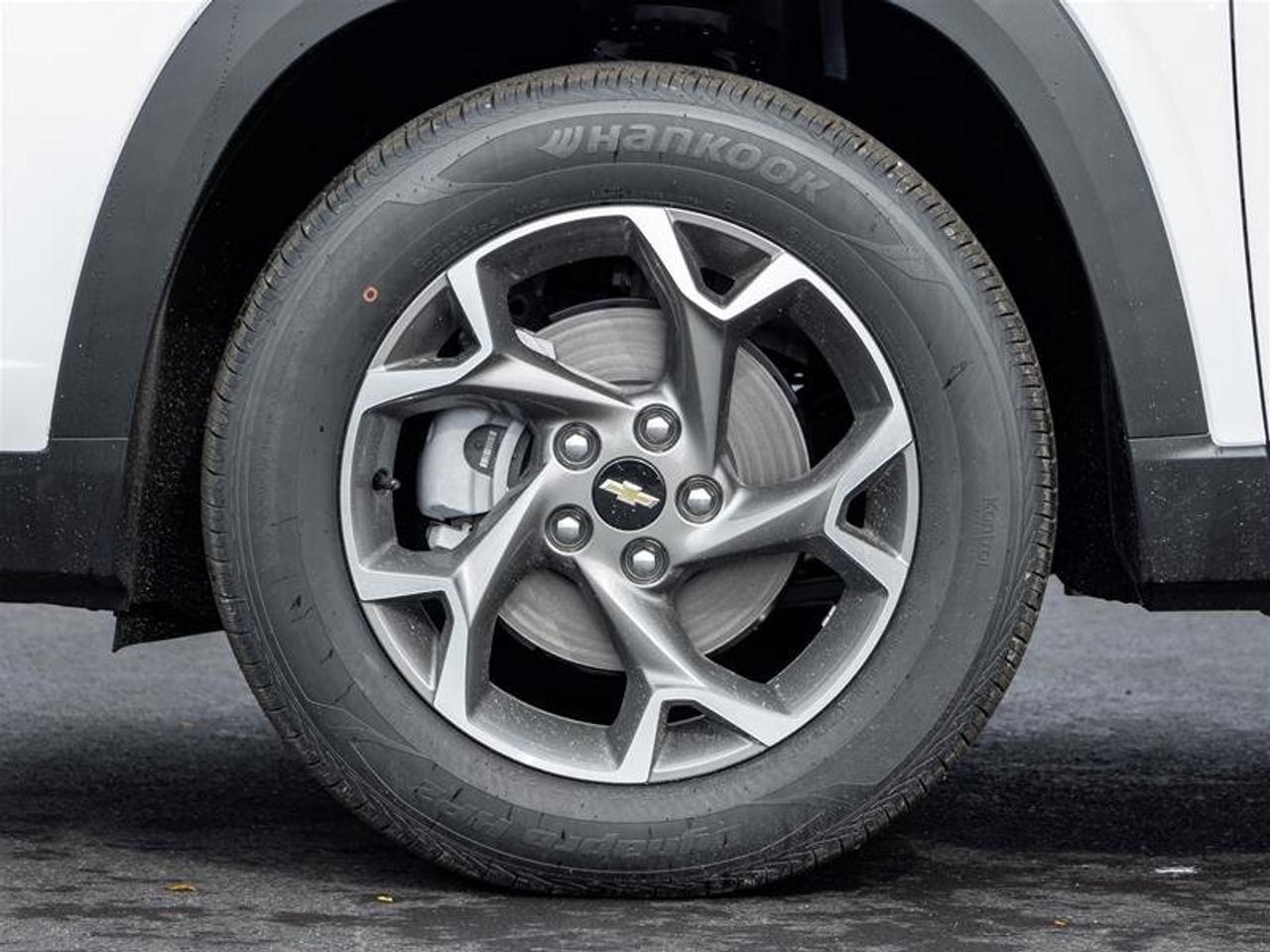2026 Chevrolet Trax LT Photo3