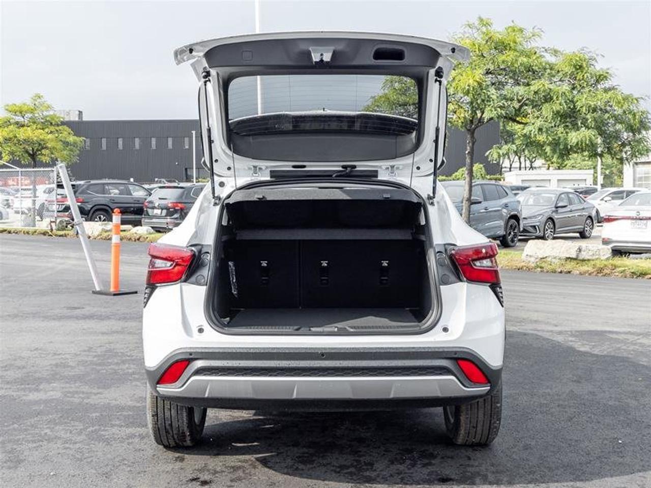 2026 Chevrolet Trax LT Photo