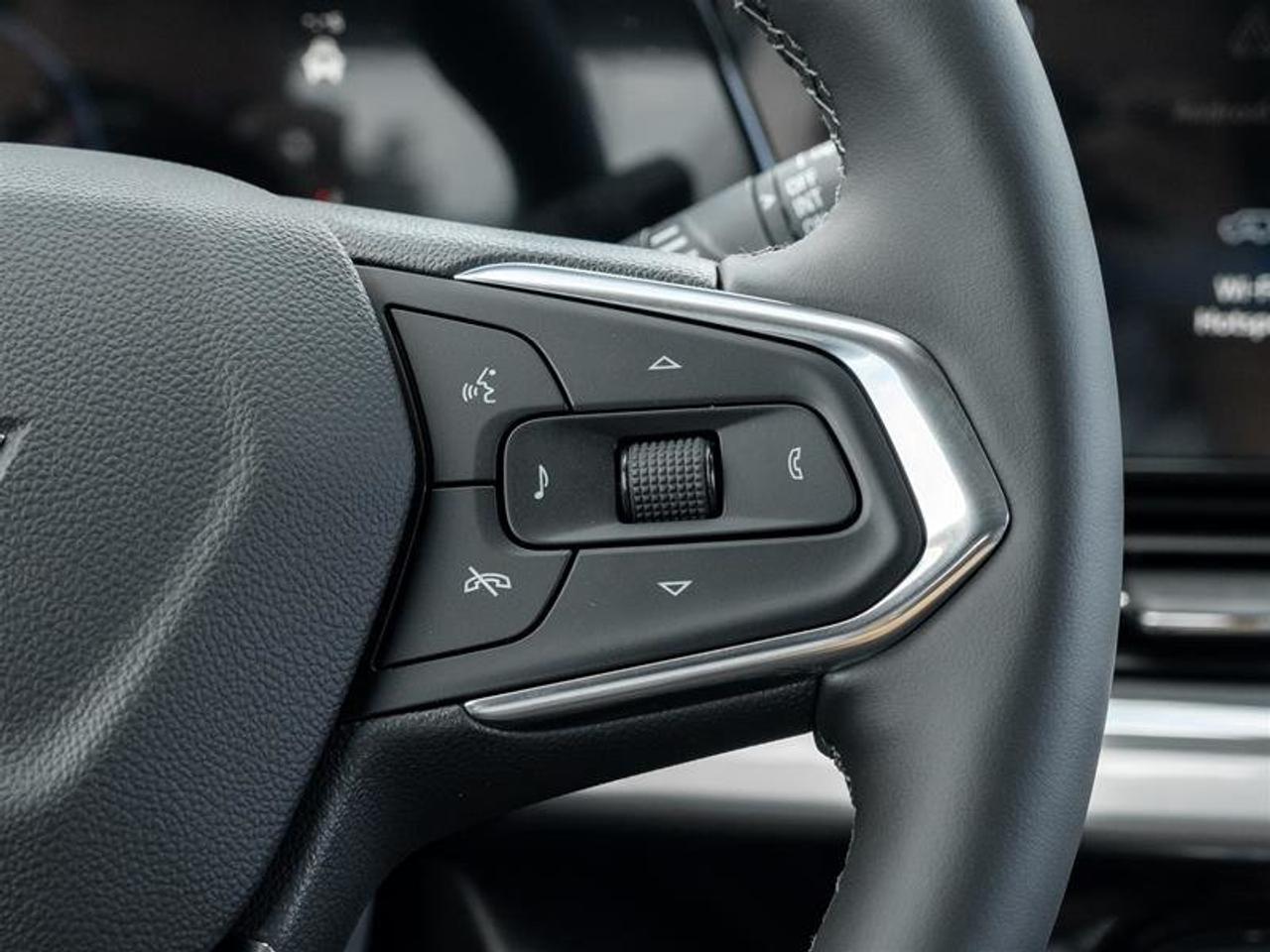 2026 Chevrolet Trax LT Photo