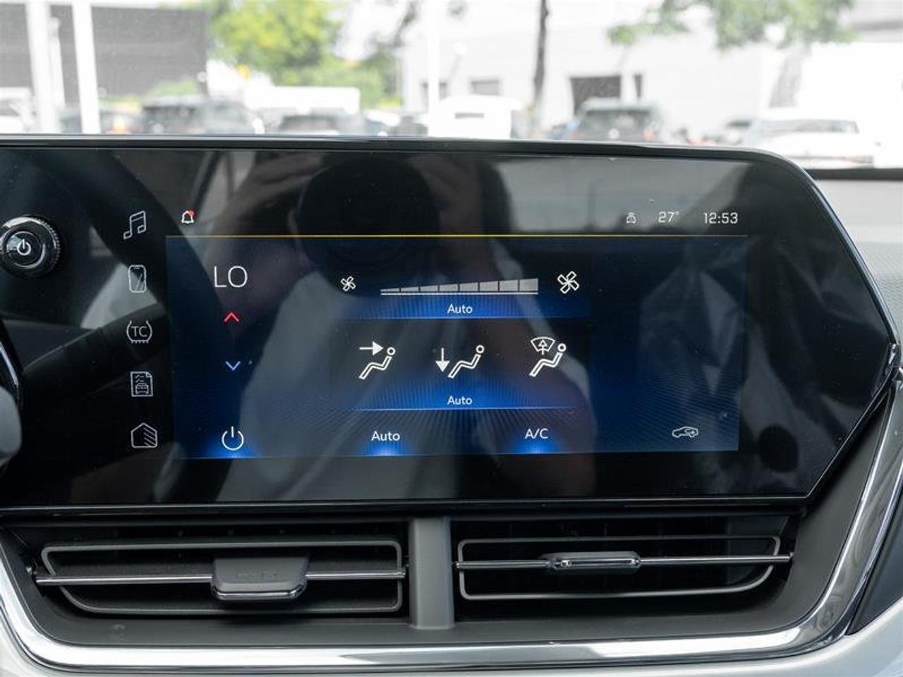 2026 Chevrolet Trax LT Photo