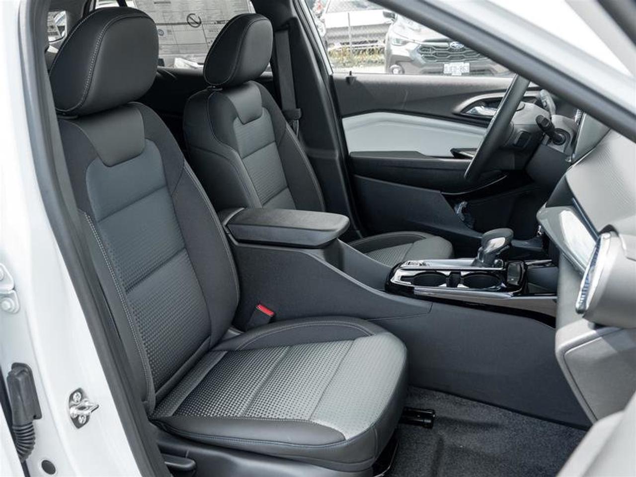 2026 Chevrolet Trax LT Photo