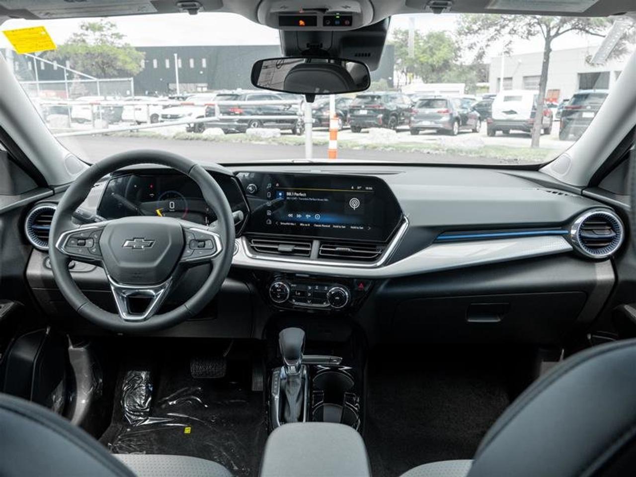 2026 Chevrolet Trax LT Photo