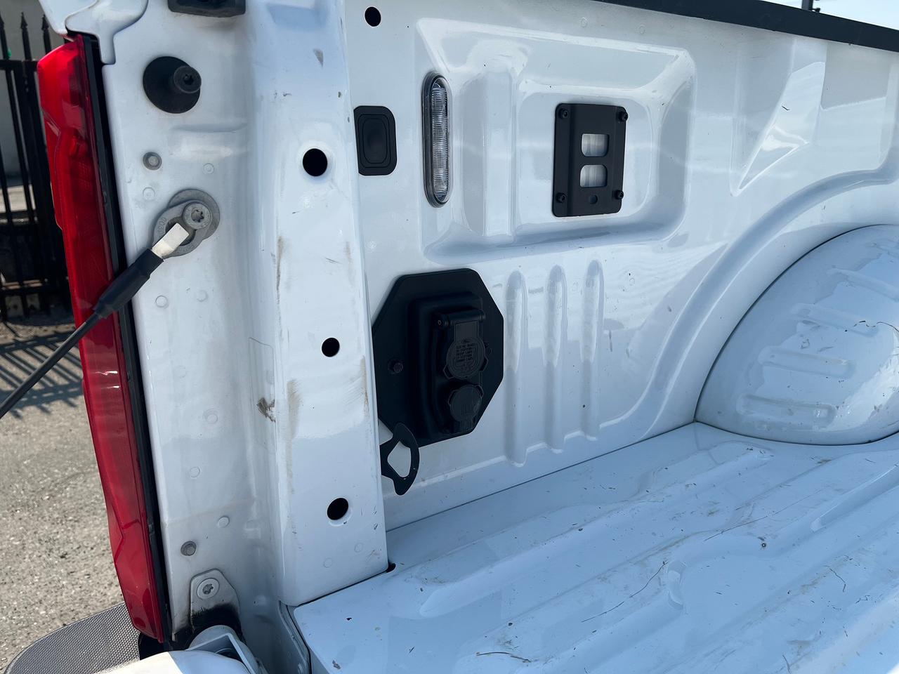 2026 Ford SUPER DUTY F-450 DRW LARIAT Photo
