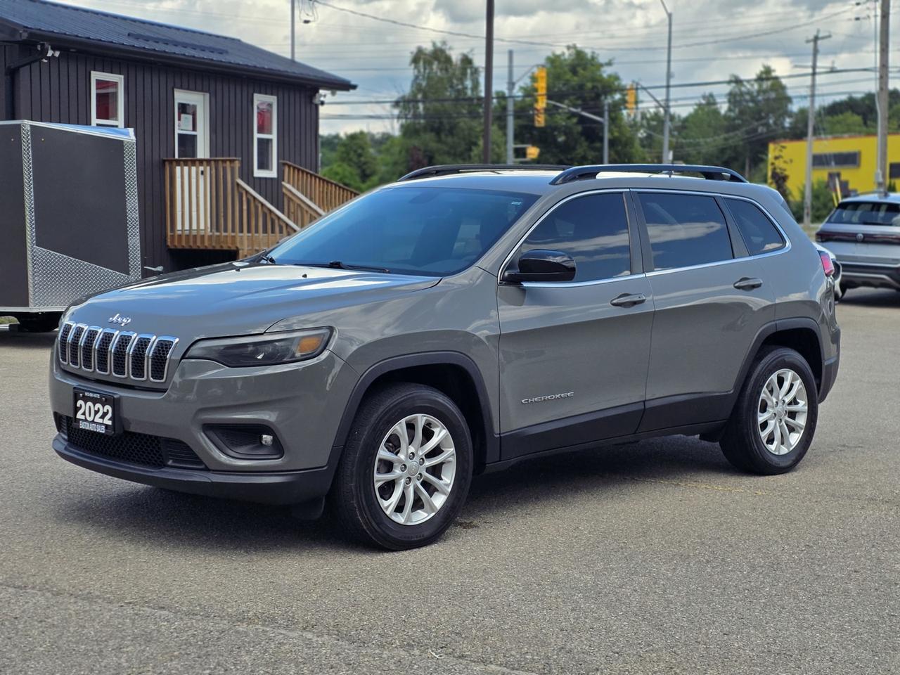 2022 Jeep Cherokee NORTH 4X4 - Photo #1