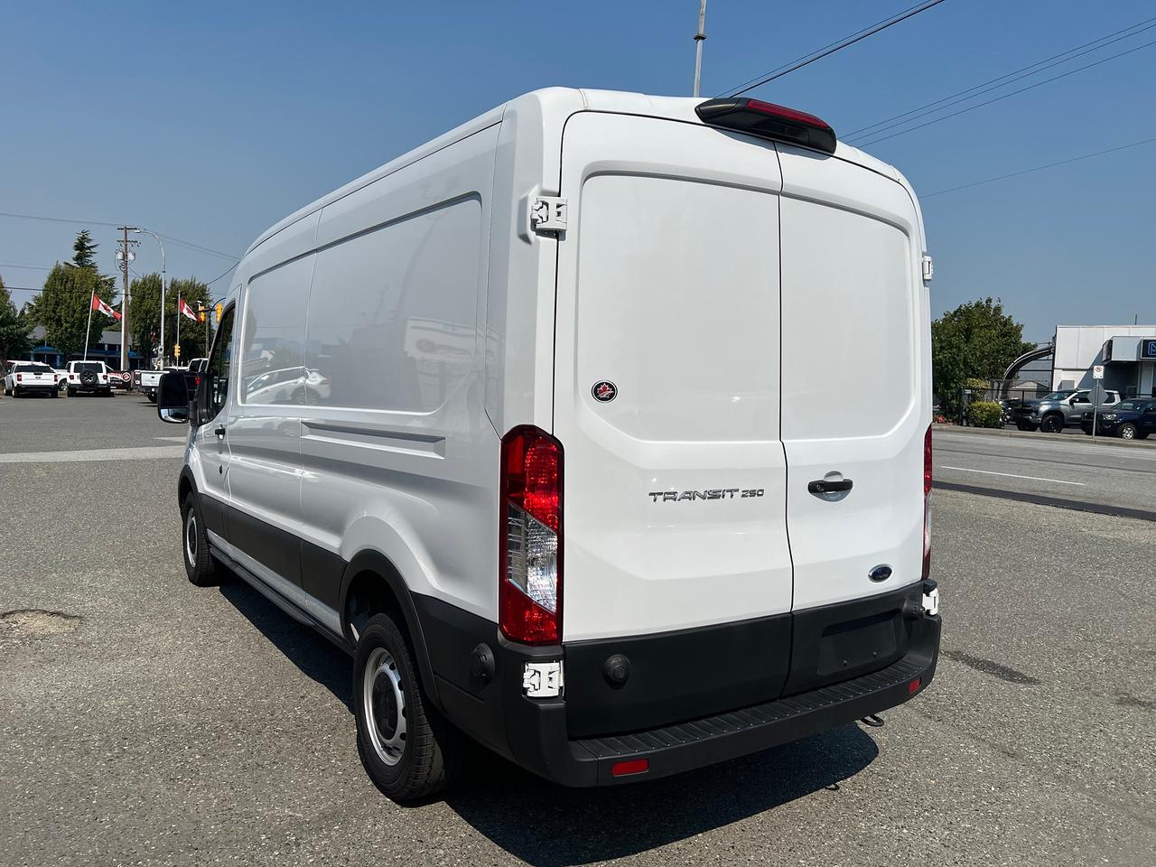 2024 Ford Transit Cargo Van T-250 148" Med Rf 9070 GVWR RWD Photo