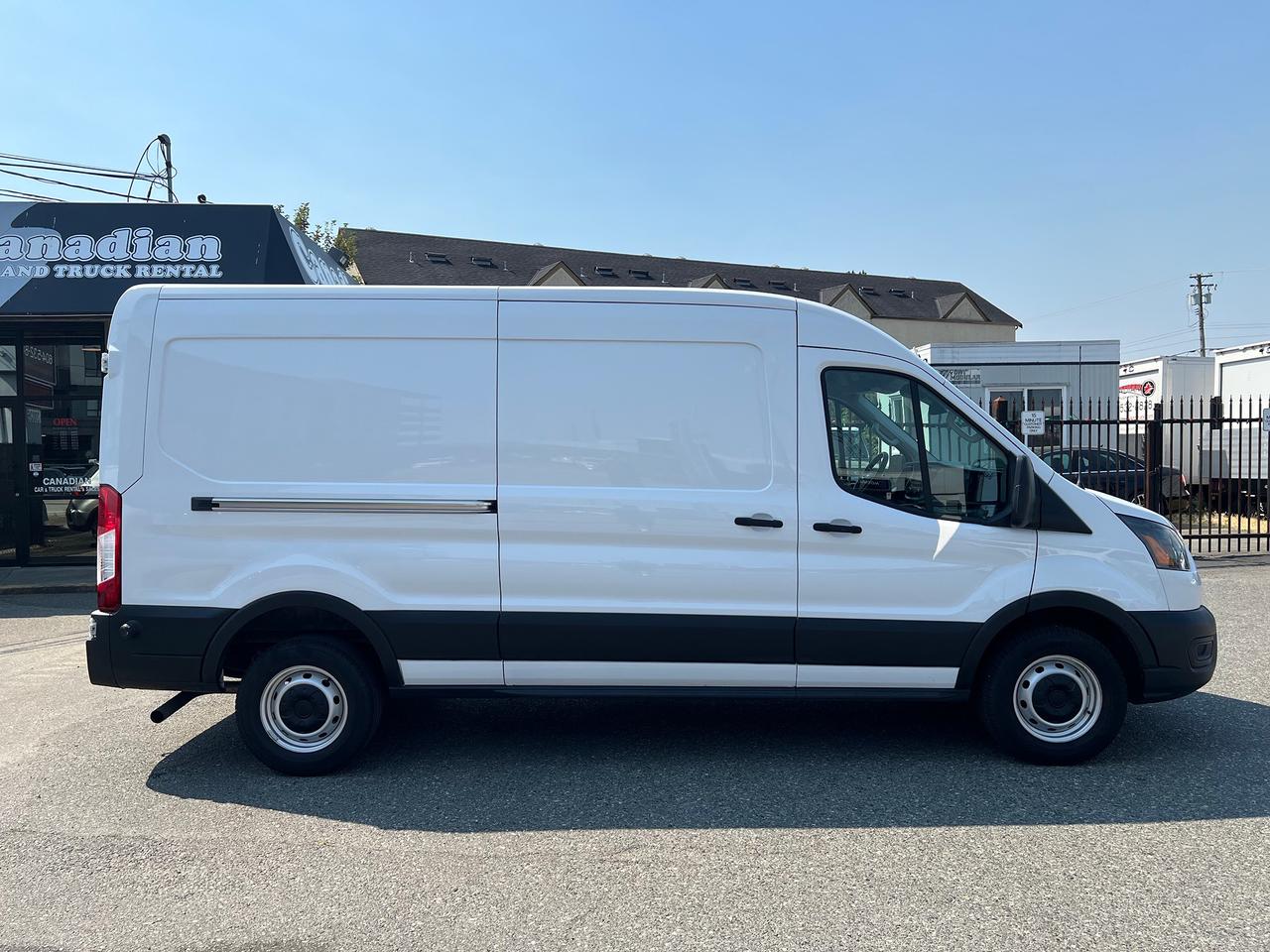 2024 Ford Transit Cargo Van T-250 148" Med Rf 9070 GVWR RWD Photo