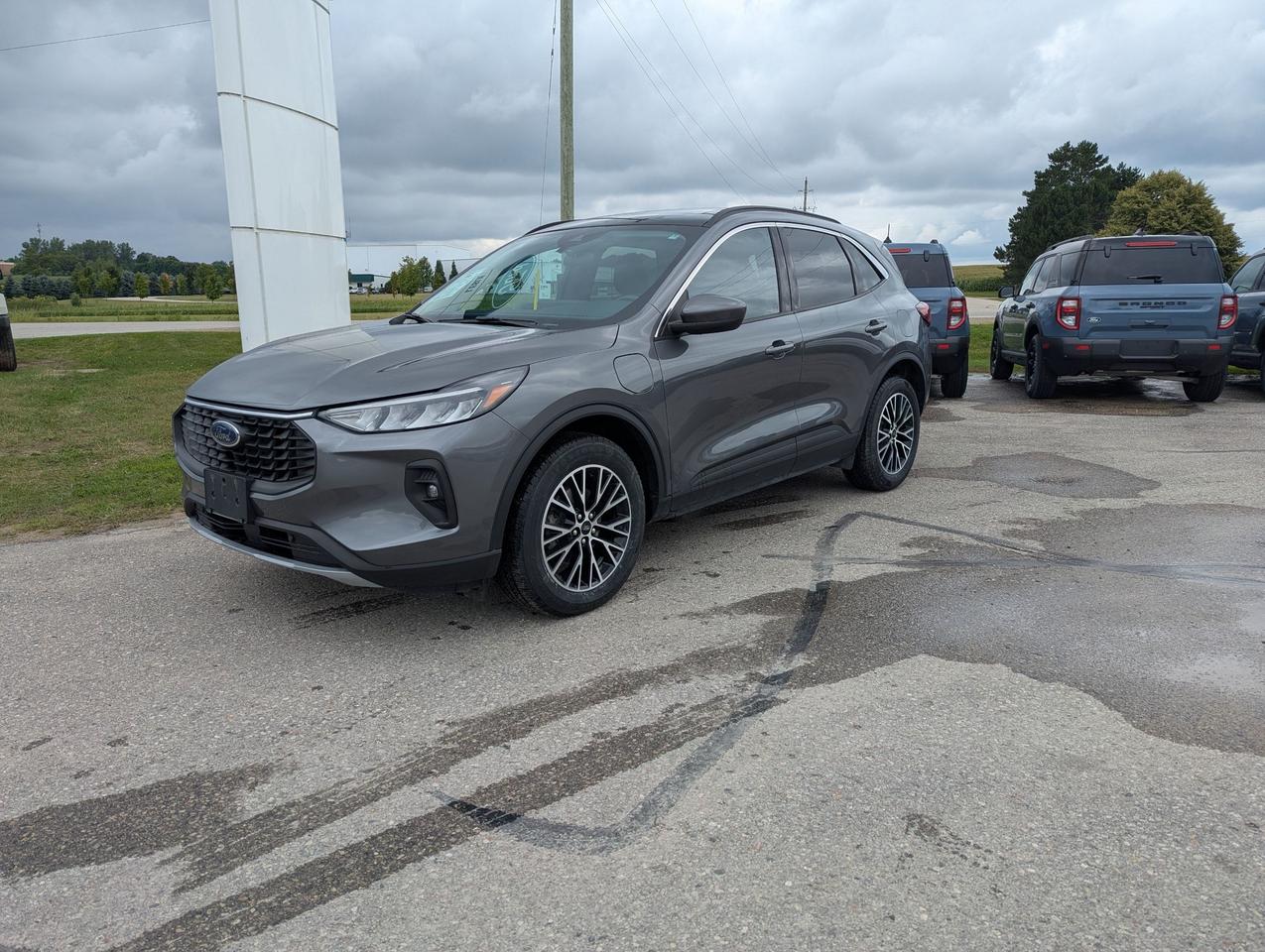 2023 Ford Escape PHEV FWD Photo0