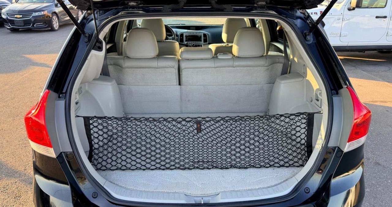 2010 Toyota Venza 4dr Wgn AWD Premium Package Photo