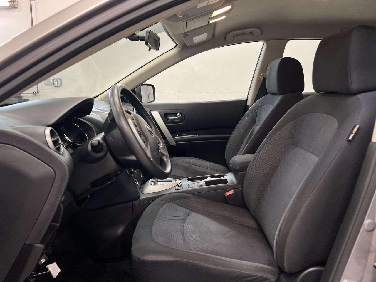 2013 Nissan Rogue AWD | LOW KMS!! | CD PLAYER | CRUISE | BLUETOOTH Photo