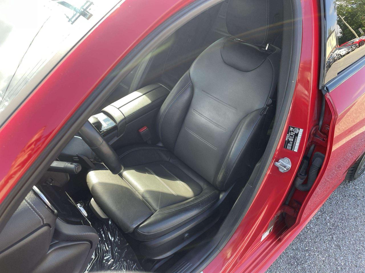 2019 Mercedes-Benz A-Class NAVI, PANO. ROOF, BURMESTER SOUND, BLIS, TRAFFIC SIGN ASSIST, SEAT MEMORY Photo