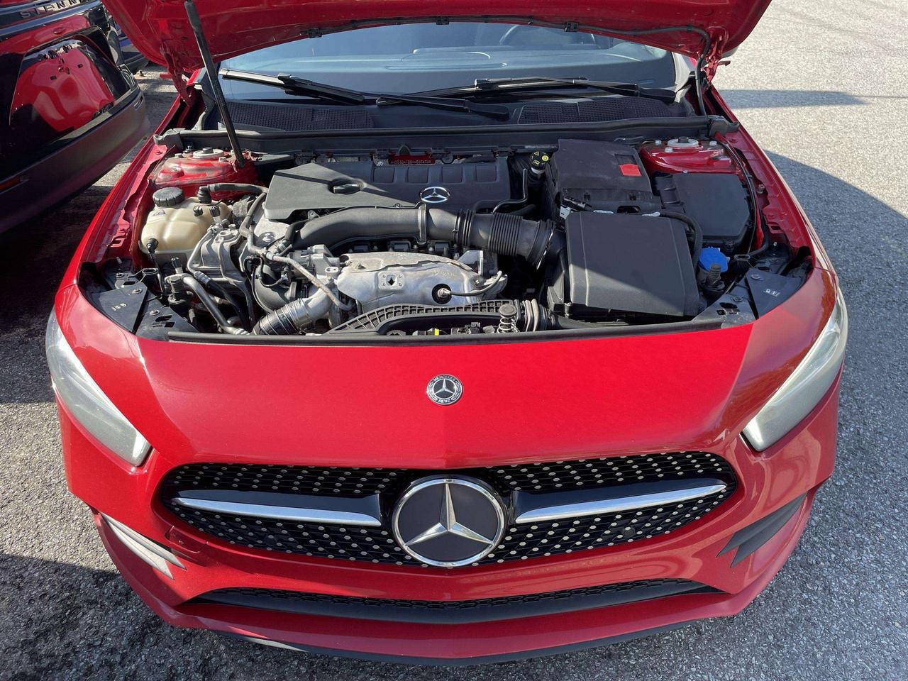 2019 Mercedes-Benz A-Class NAVI, PANO. ROOF, BURMESTER SOUND, BLIS, TRAFFIC SIGN ASSIST, SEAT MEMORY Photo
