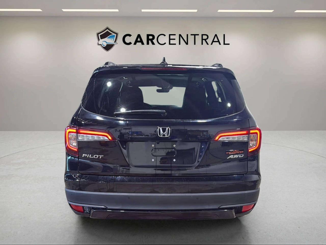 2022 Honda Pilot TRAILSPORT | CLEAN CARFAX | 1OWNER | CARPLAY Photo