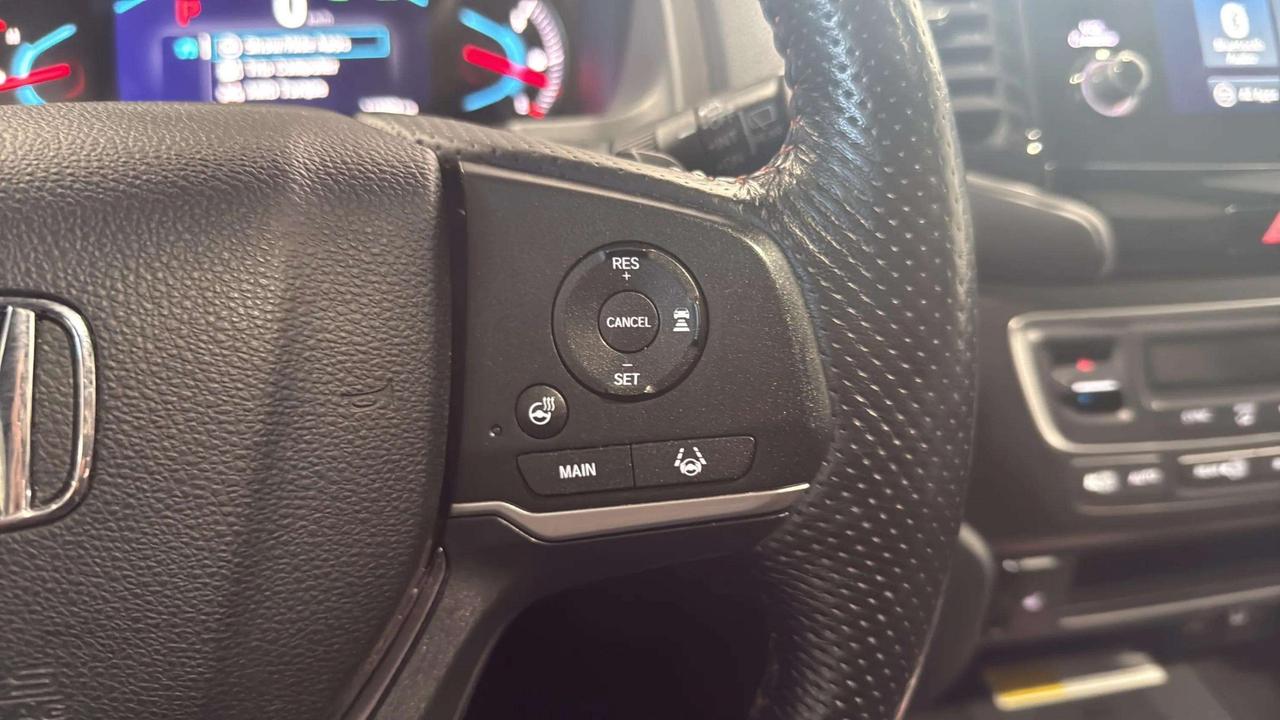2022 Honda Pilot TRAILSPORT | CLEAN CARFAX | 1OWNER | CARPLAY Photo