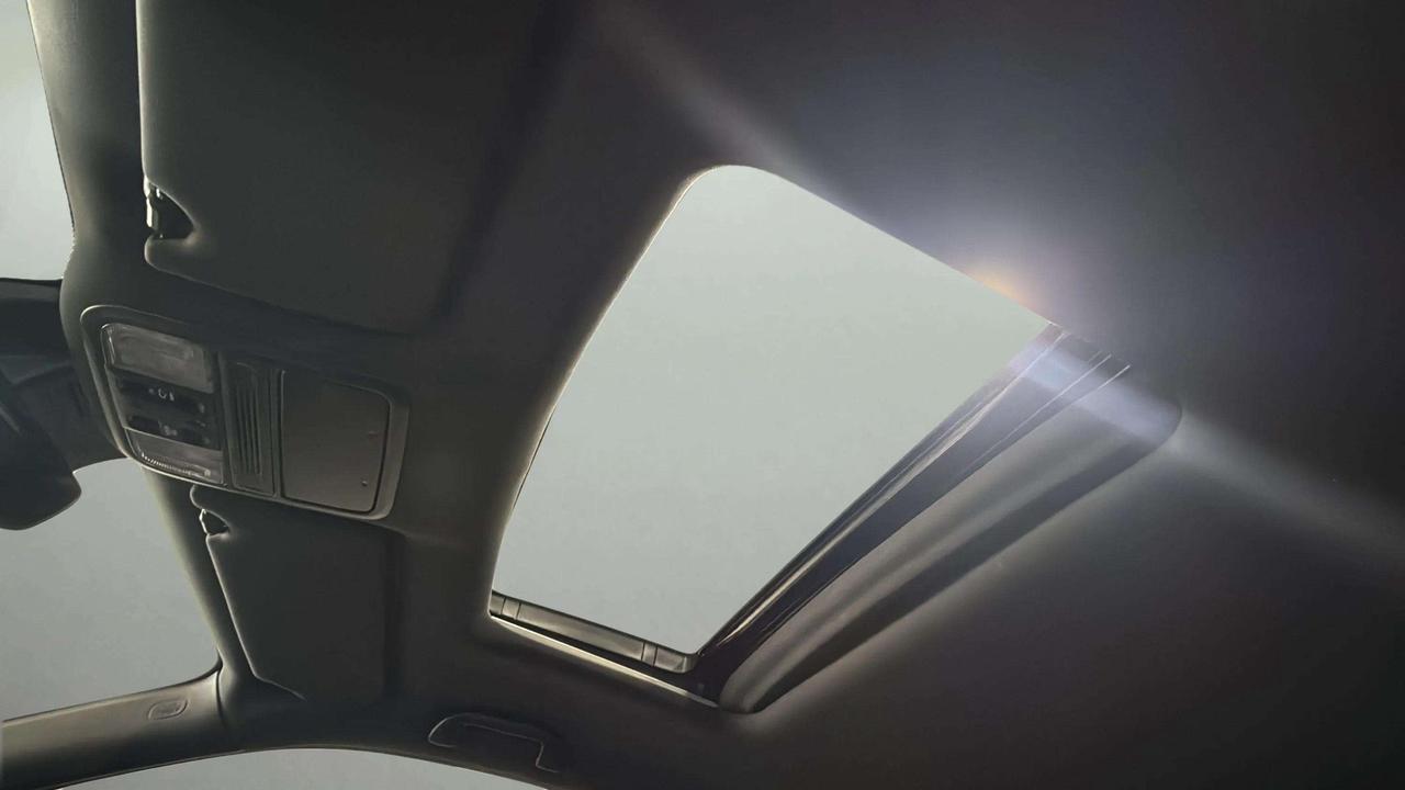 2022 Honda Pilot TRAILSPORT | CLEAN CARFAX | 1OWNER | CARPLAY Photo