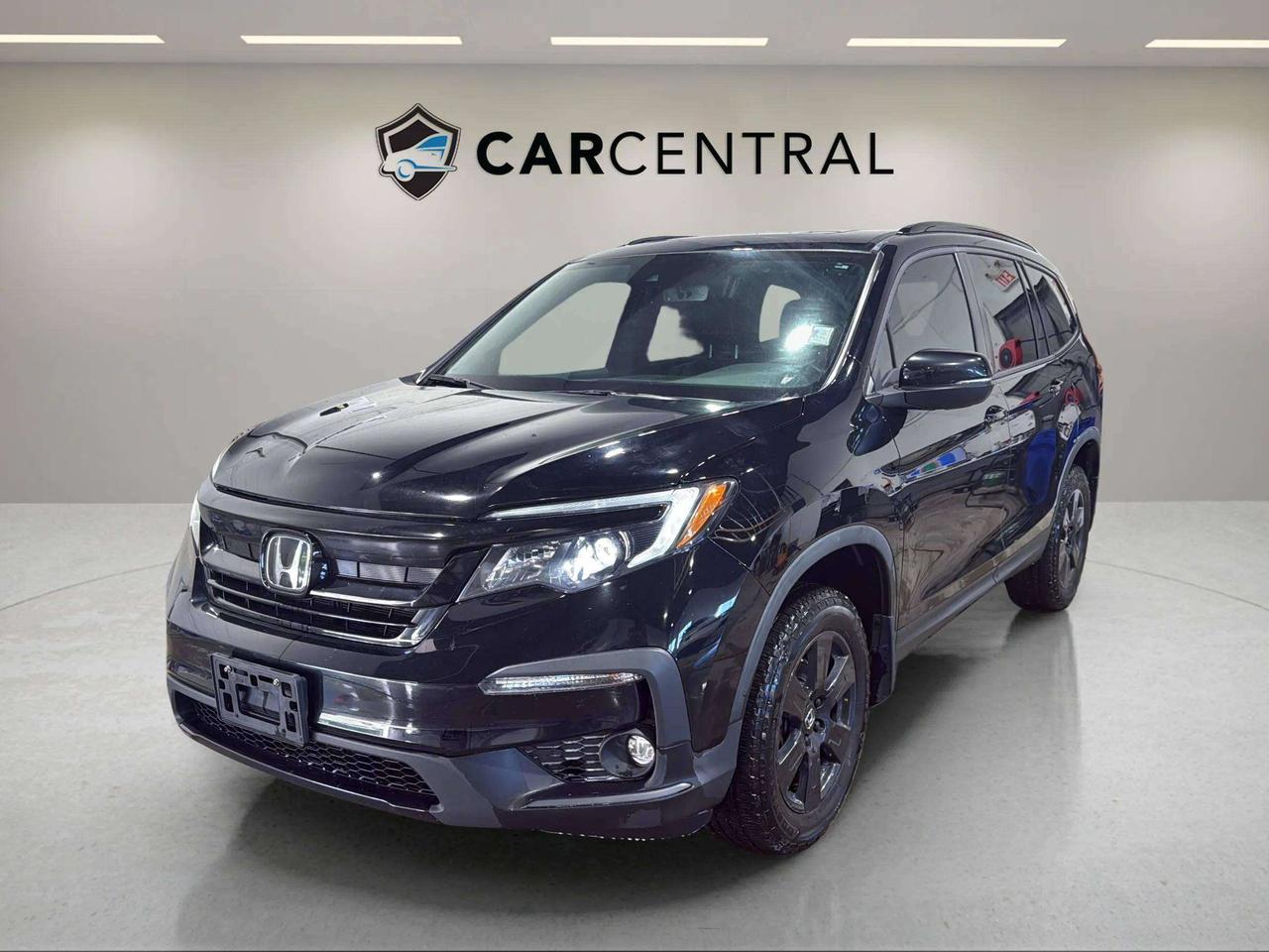 2022 Honda Pilot TRAILSPORT | CLEAN CARFAX | 1OWNER | CARPLAY Photo