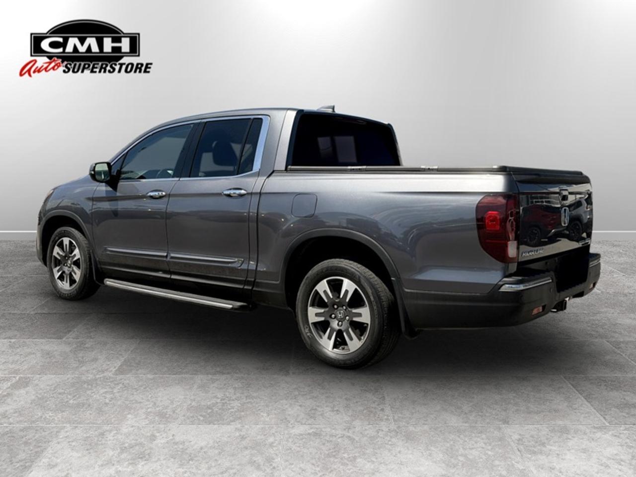 2017 Honda Ridgeline Touring  **22 SERVICE RECORDS** Photo