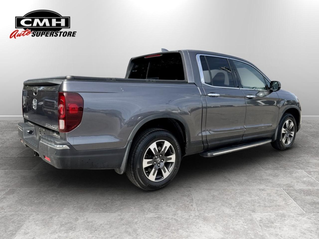 2017 Honda Ridgeline Touring  **22 SERVICE RECORDS** Photo