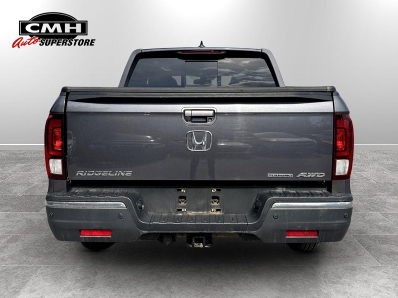 2017 Honda Ridgeline Touring  **22 SERVICE RECORDS** Photo