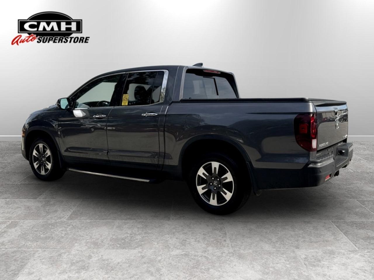 2017 Honda Ridgeline Touring  **22 SERVICE RECORDS** Photo